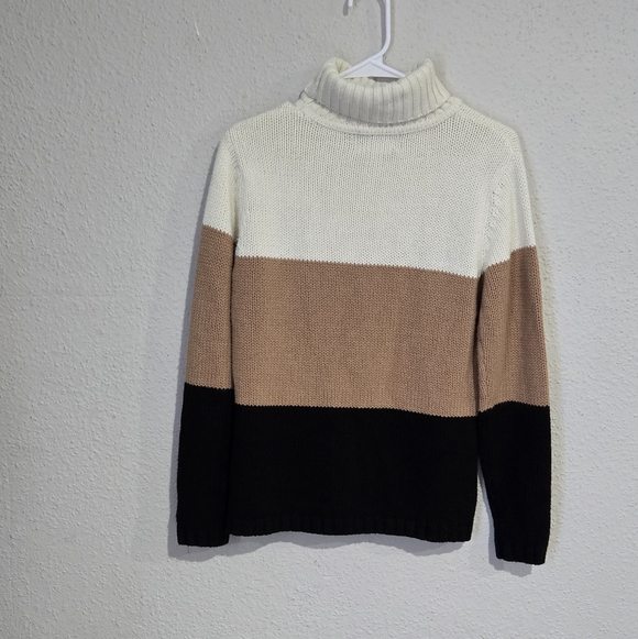 Sag Harbor Women Crewneck Sweater - White, Tan, and Black - Picture 2 of 5